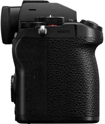 Lumix DC-S5 Mirrorless Camera