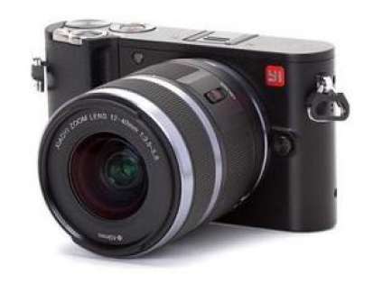 Yi M1 (12-40mm f/3.5-f/5.6 Kit Lens) Mirrorless Camera