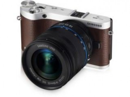 NX300 (18-55mm f/3.5-f/5.6 Kit Lens) Mirrorless Camera