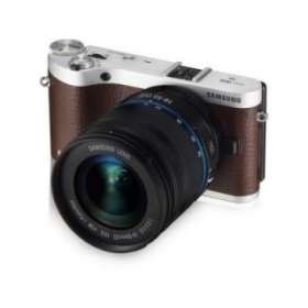 Samsung NX300 (18-55mm f/3.5-f/5.6 Kit Lens) Mirrorless Camera