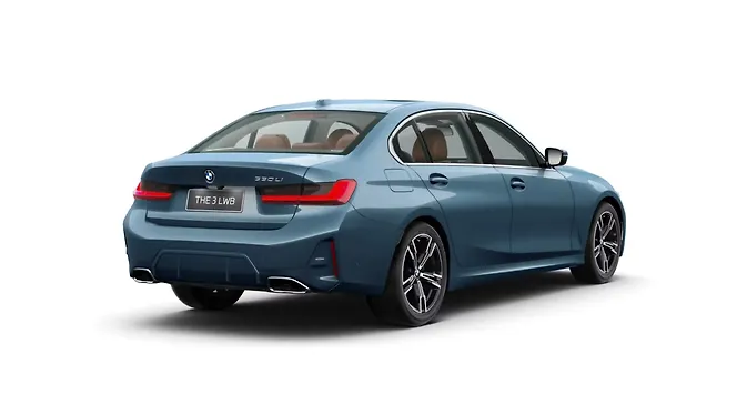 BMW 3 Series LWB Right Rear Three Quarter