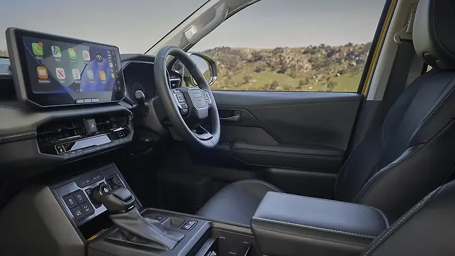 Toyota New Hilux Front Row Seats