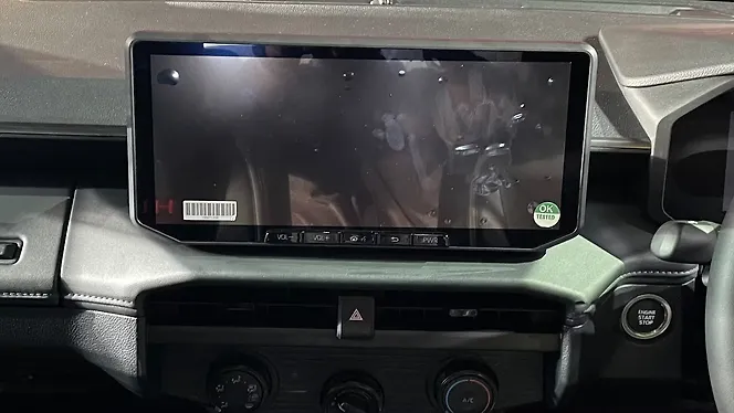 Toyota New Hilux Infotainment System
