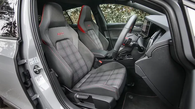 Volkswagen Golf GTI Front Row Seats