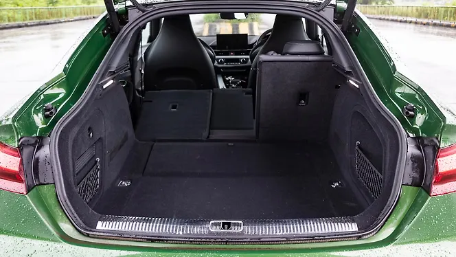 Audi RS5 Bootspace