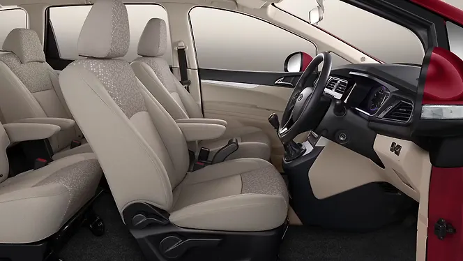 Mahindra Marazzo Front Row Seats