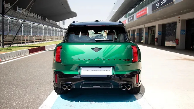 MINI Countryman Rear View