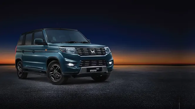 Mahindra Bolero Neo Right Front Three Quarter
