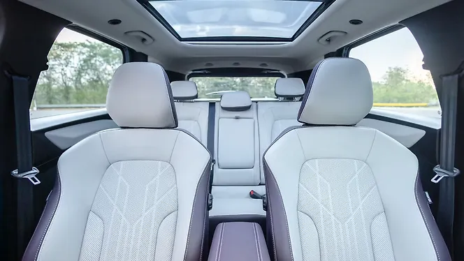 Nissan Tekton Front Row Seats