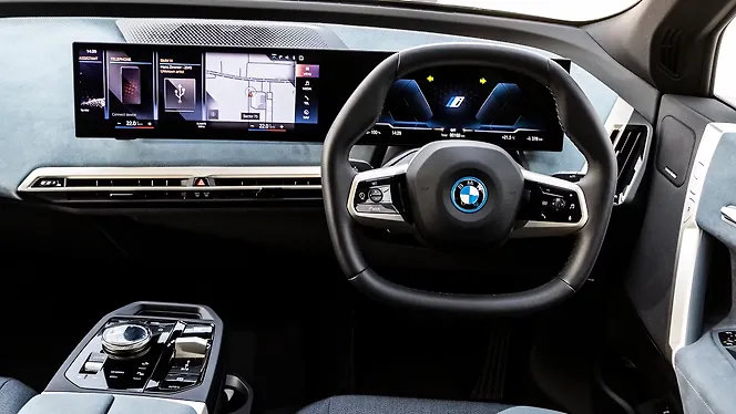 BMW iX Dashboard