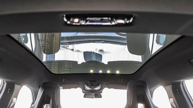 BMW iX Sunroof/Moonroof
