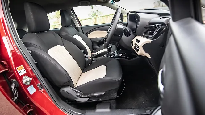 Toyota Glanza Front Row Seats