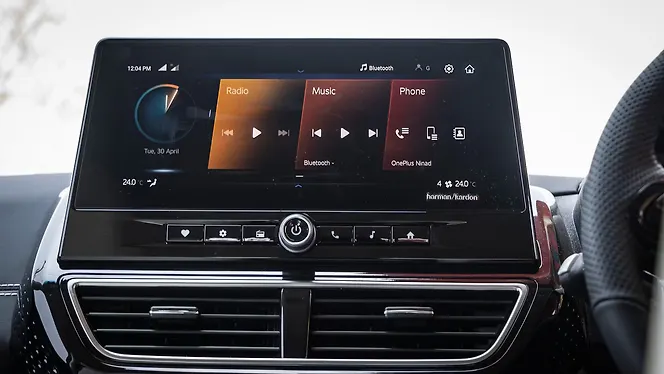Mahindra XUV 3XO Infotainment System