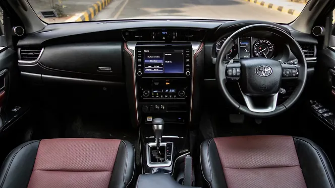 Toyota Fortuner Dashboard