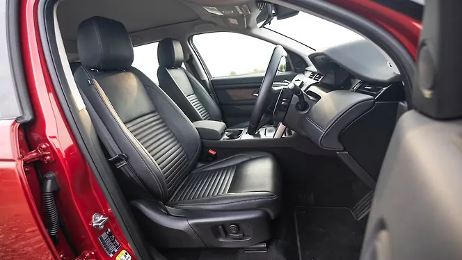 Land Rover Discovery Sport Front Row Seats