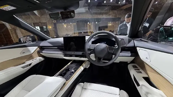 Lexus New ES Dashboard