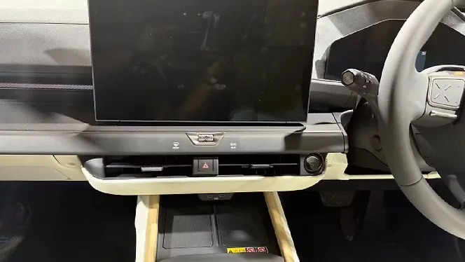 Lexus New ES Infotainment System
