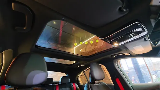 Mercedes-Benz AMG E53 PHEV Sunroof/Moonroof