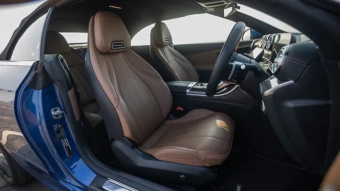 Mercedes-Benz CLE Cabriolet Front Row Seats