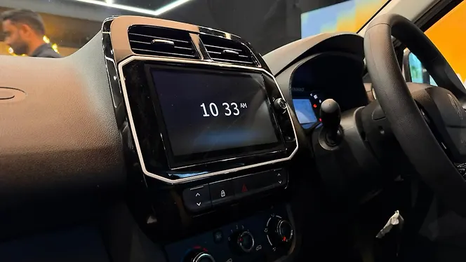 Renault Kwid Facelift Infotainment System