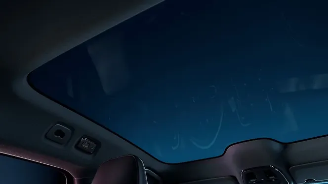 Volvo C40 Recharge Sunroof/Moonroof
