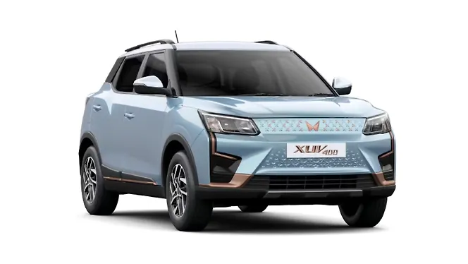 XUV400