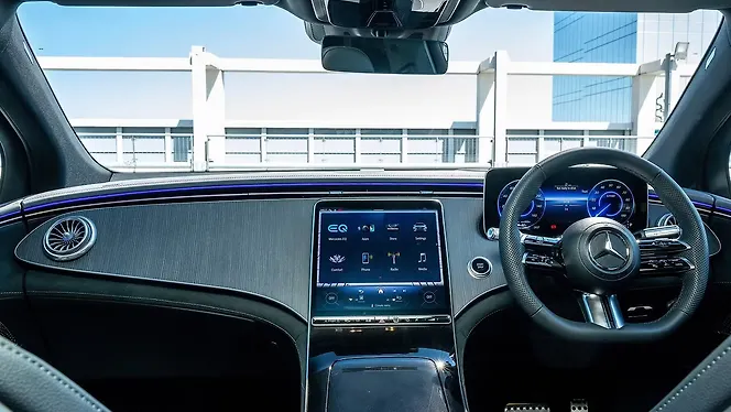 Mercedes-Benz EQS SUV Dashboard