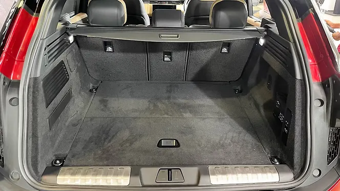 Land Rover Range Rover Sport Bootspace