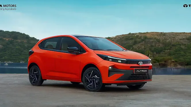 Tata Altroz Right Front Three Quarter