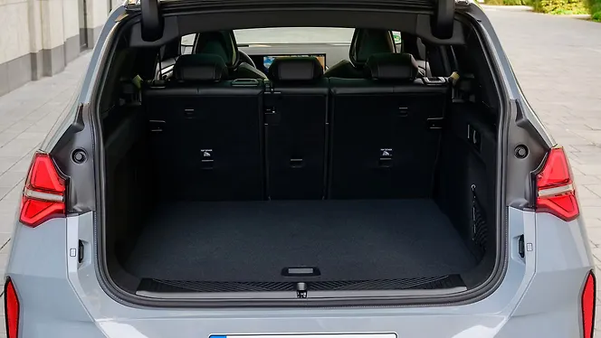 BMW New X3 Bootspace