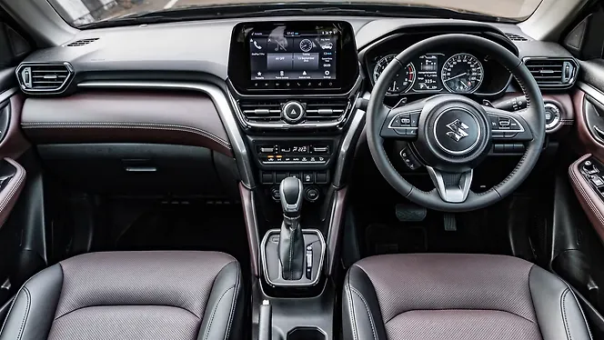 Maruti Suzuki Grand Vitara Dashboard