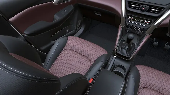 Maruti Suzuki Grand Vitara Front Row Seats