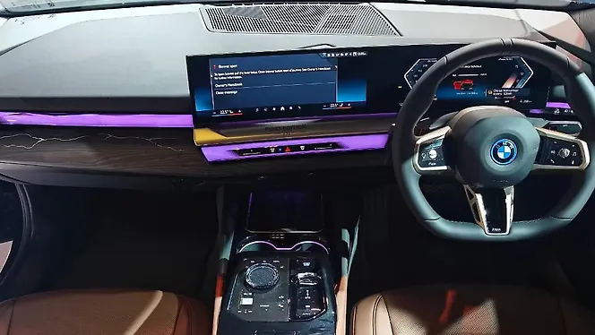 BMW i5 LWB Dashboard
