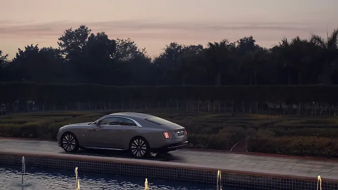 Rolls-Royce Spectre Left Rear Three Quarter