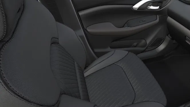 Toyota Urban Cruiser Hyryder Front Row Seats