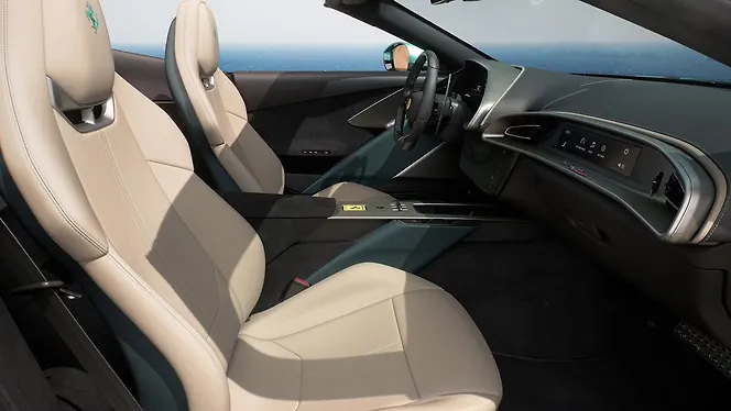 Ferrari Amalfi Spider Front Row Seats