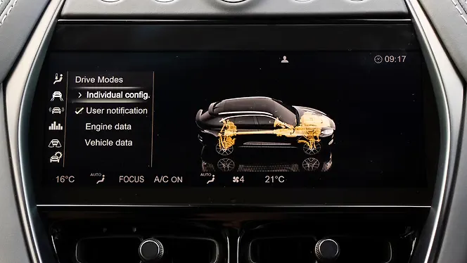 Aston Martin DBX Infotainment System