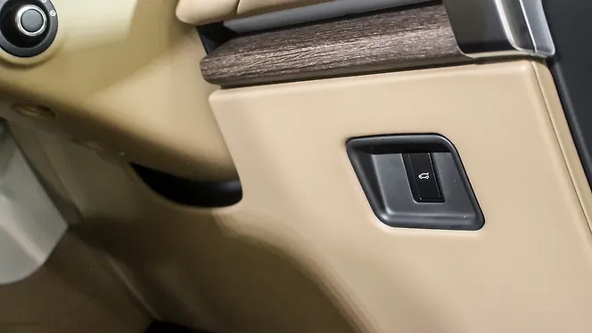 Land Rover Range Rover Dashboard
