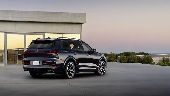 Audi Q9 Right Rear Three Quarter
