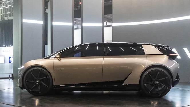 Tata Avinya Left Side View