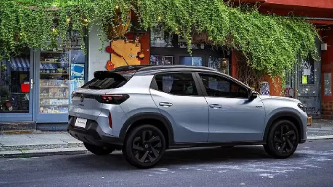Volkswagen Tera SUV Right Side View