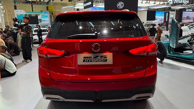 MG Astor Facelift Rear View