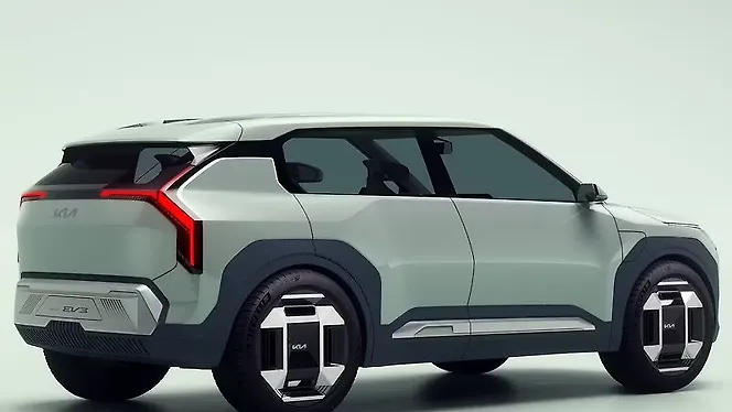 Kia EV3 Right Rear Three Quarter