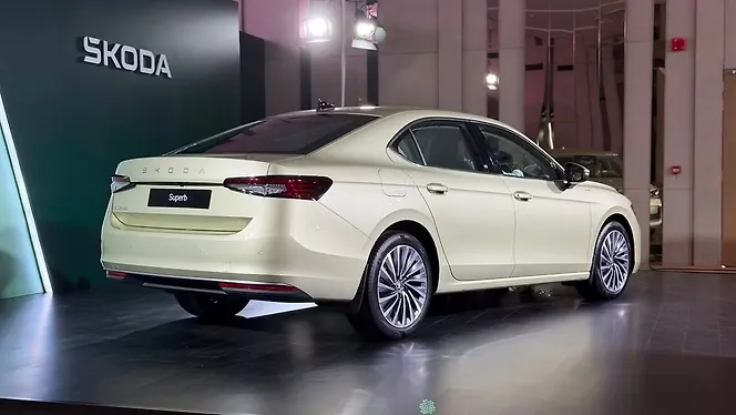 Skoda New Superb Right Rear Three Quarter