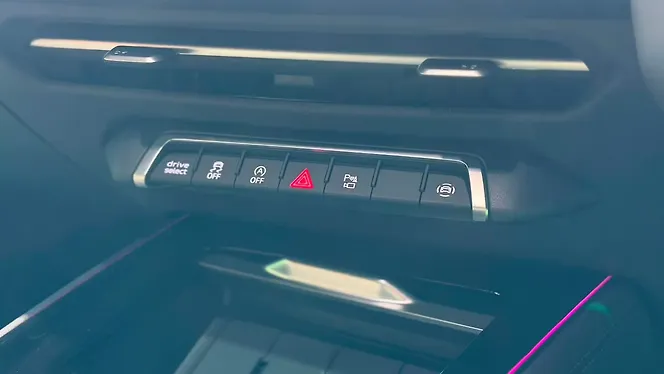 Audi New Q3 AC Controls