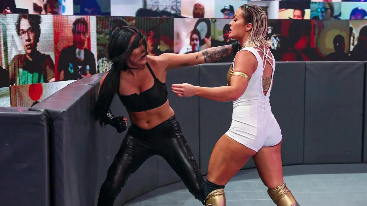 Sonya Deville Mandy Rose