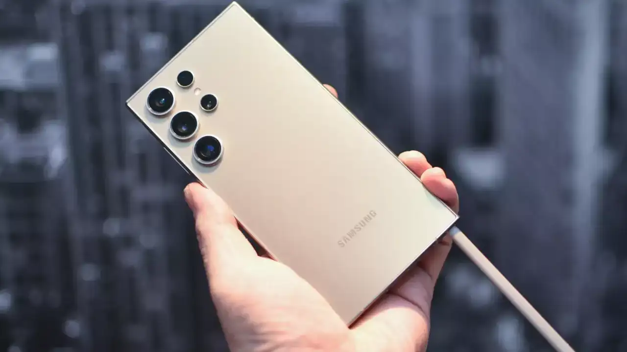 Samsung Galaxy S Ultra Samsung Galaxy S Ultra
