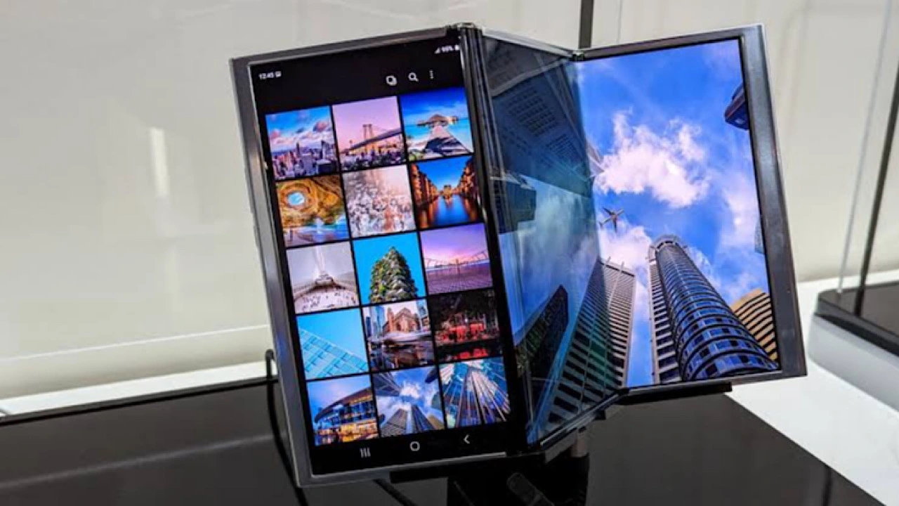 Samsung TriFold