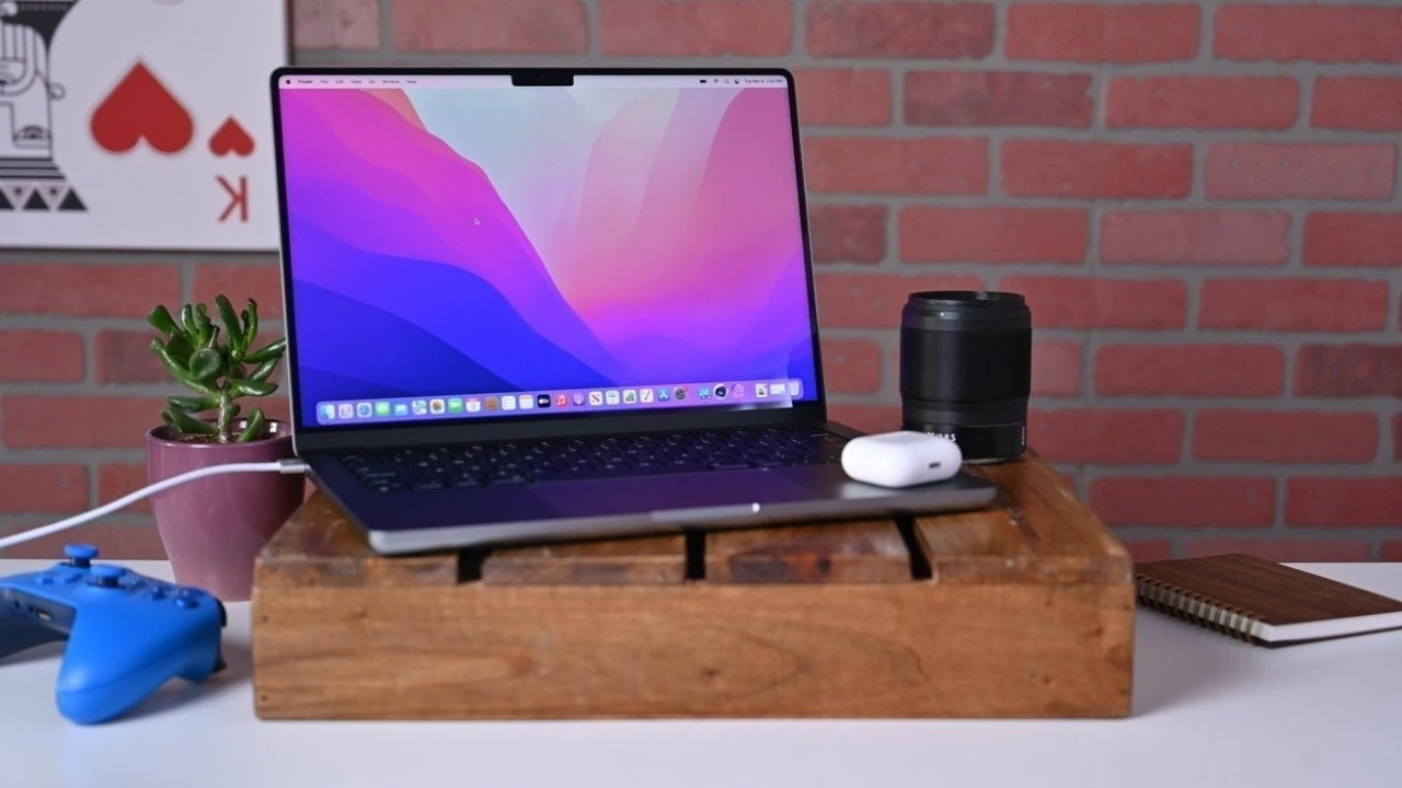 M5 MacBook