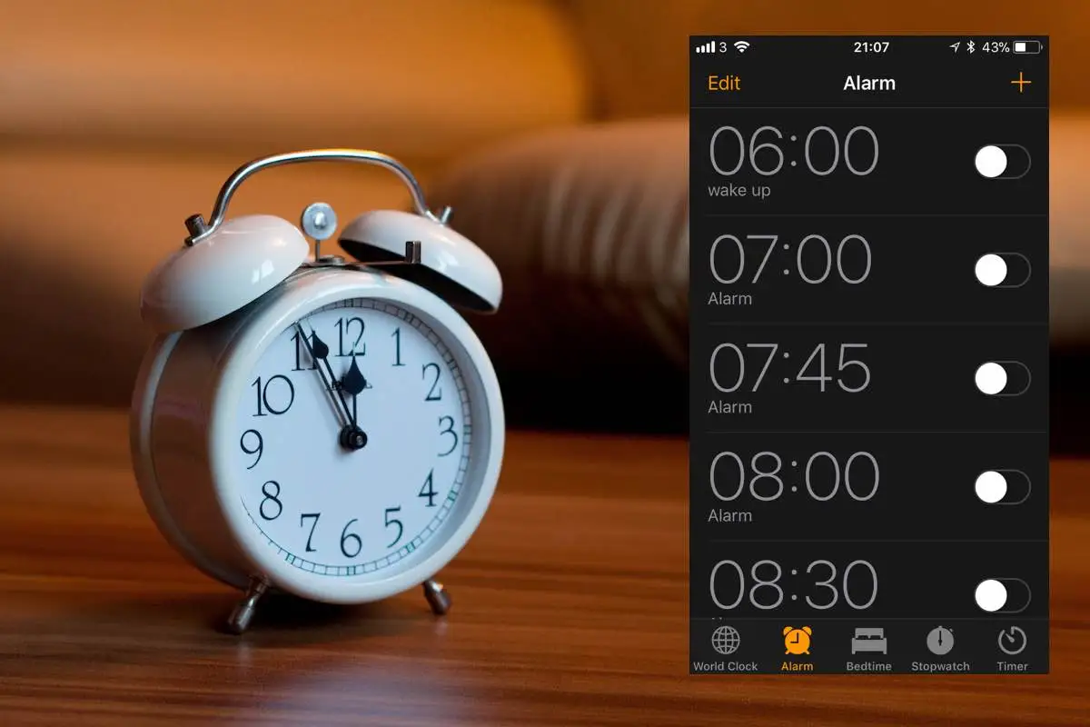 iPhone iOS Alarm